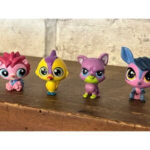 Lot‎ of 4 Mini Littlest Pet Shop LPS Hasbro